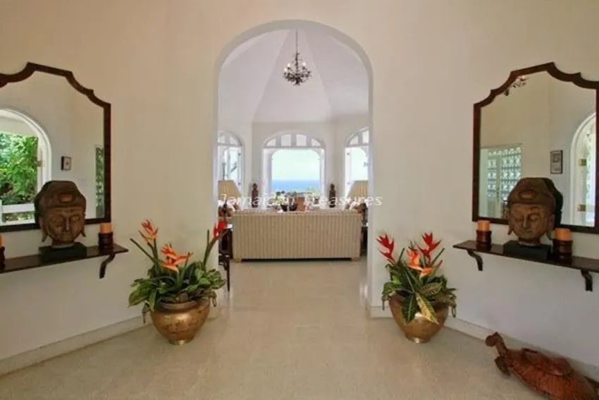 Canada vacation villa resort, Canadians travelers destination in Jamaica